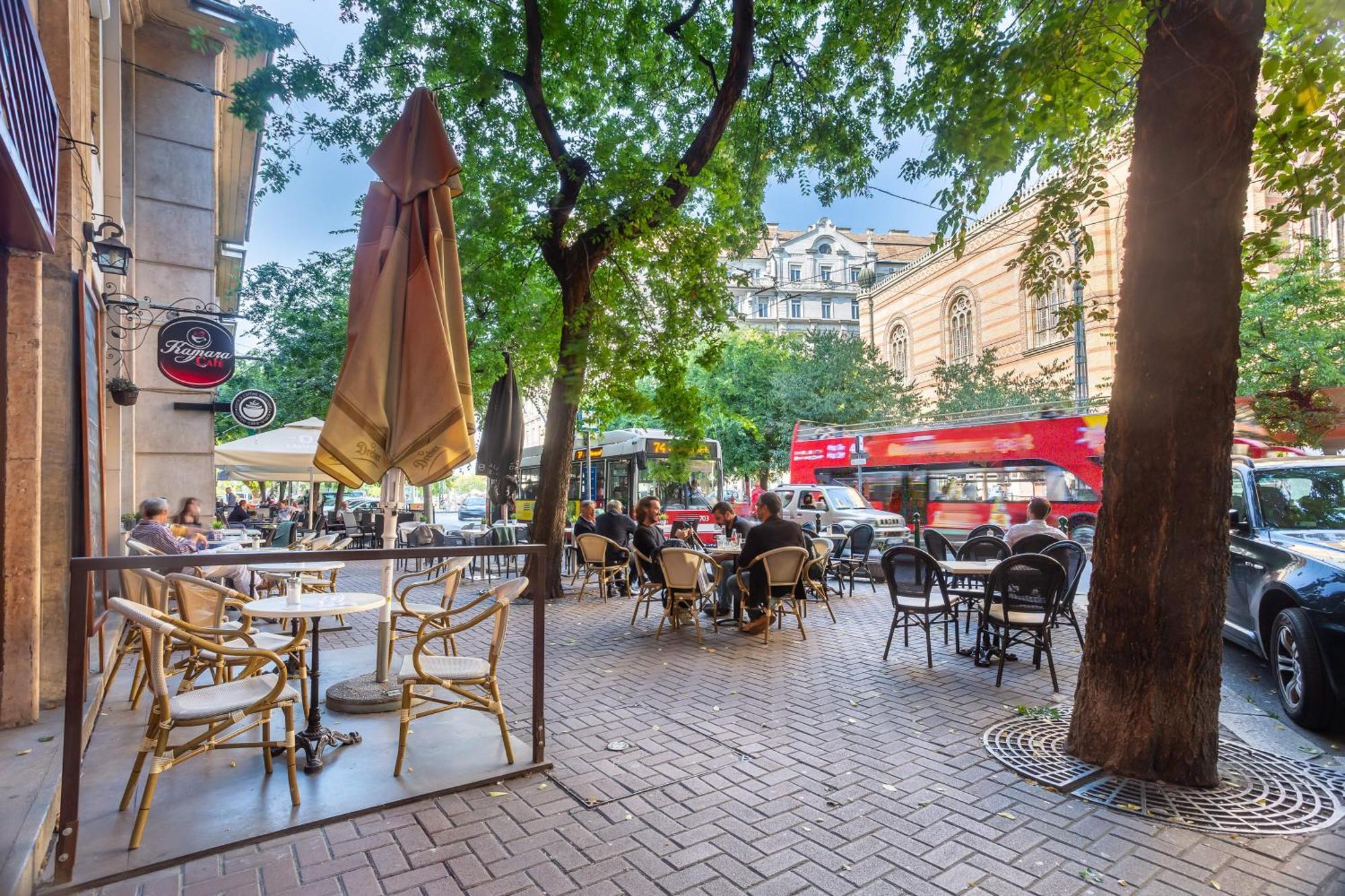 Ultra Central Luxury Budapest Esterno foto