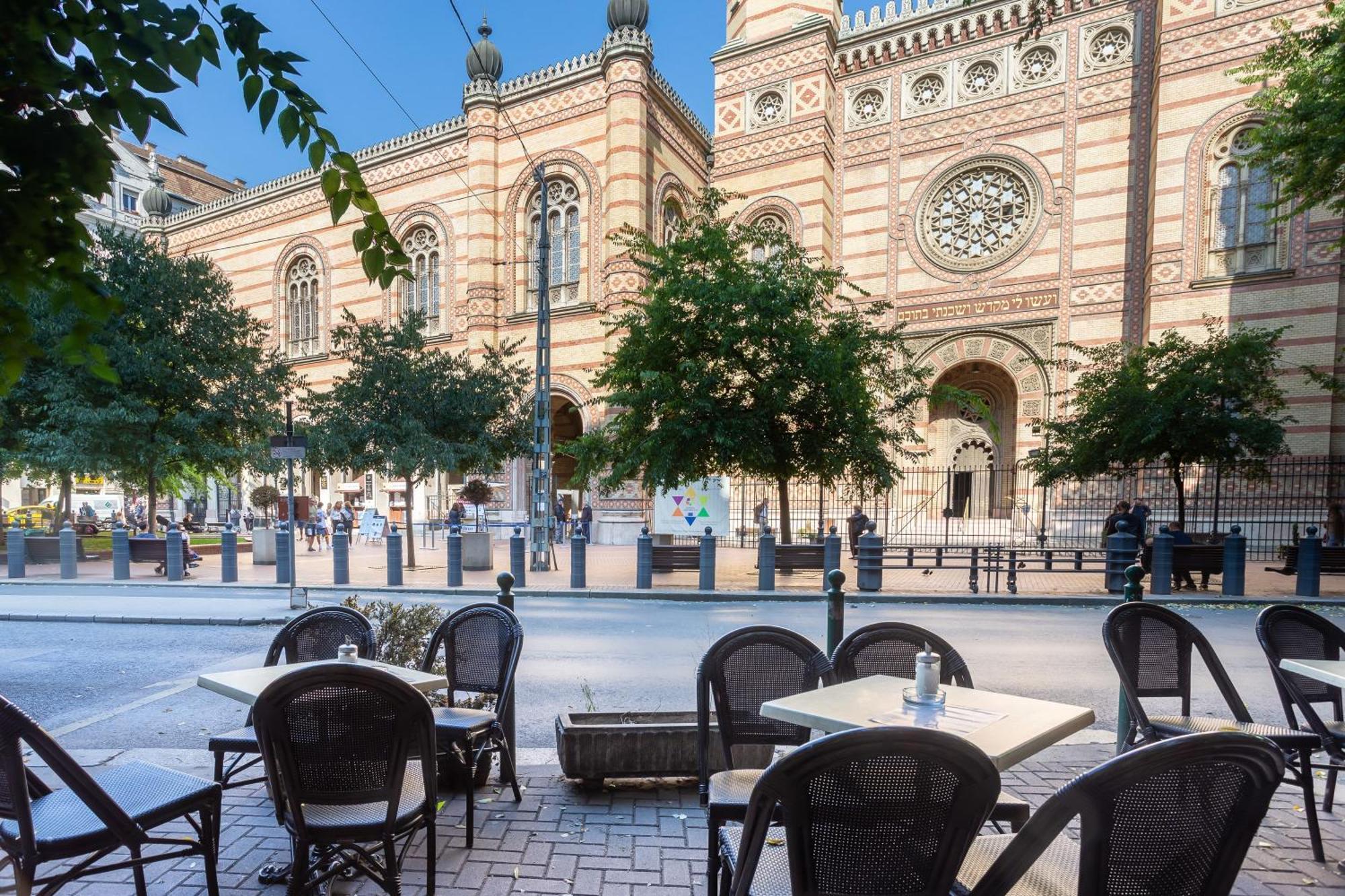 Ultra Central Luxury Budapest Esterno foto